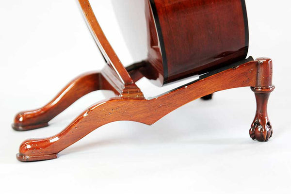 Ball & Claw - The Guitar Stand Company